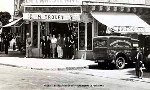 1617- Alger - Rue Michelet - Boulangerie La Parisienne